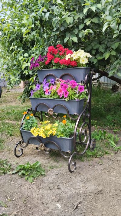 Лот: 21378411. Фото: 1. Подставка Без колес для цветов. Мебель для сада, дачи