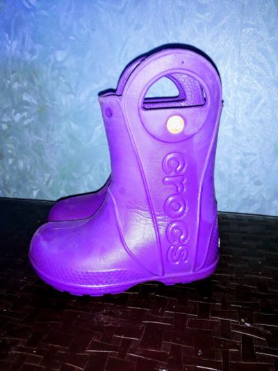 Лот: 14317878. Фото: 1. Резиновые сапоги crocs. Сапоги