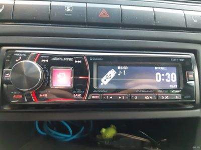Лот: 13686859. Фото: 1. Автомагнитола Alpine CDE-178BT... Автомагнитолы