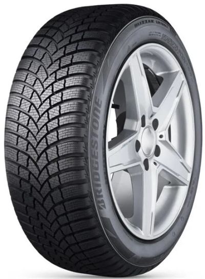 Лот: 20135675. Фото: 1. Шина 245/45 19 102V Bridgestone... Шины