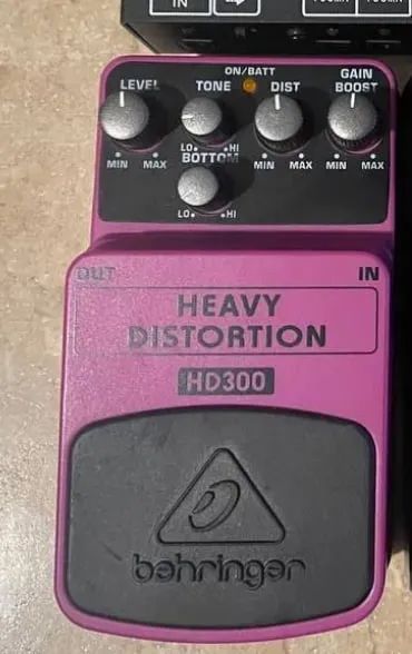 Лот: 22030435. Фото: 1. behringer heavy distortion. Другое (музыкальные инструменты и оборудование)