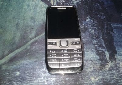 Лот: 19682474. Фото: 1. Nokia E52. Кнопочные мобильные телефоны