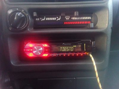 Лот: 9171254. Фото: 1. Магнитола Pioneer deh-2500ui. Автомагнитолы
