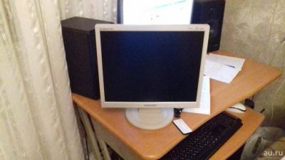 Лот: 9016046. Фото: 1. монитор Samsung sync master 710n. ЖК-мониторы