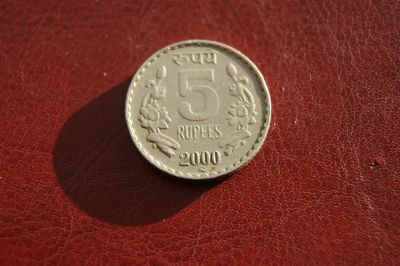 Лот: 24692202. Фото: 1. Индия 5 рупий 2000 г. Азия