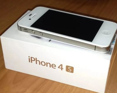 Лот: 9468280. Фото: 1. iPhone 4S 16gb. Смартфоны
