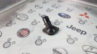 Лот: 23585590. Фото: 1. Корпус термостата Toyota RAV-4... Двигатель и элементы двигателя