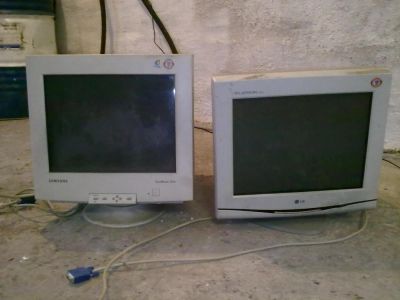 Лот: 4095037. Фото: 1. Два монитора одним лотом (Samsung... ЭЛТ-мониторы