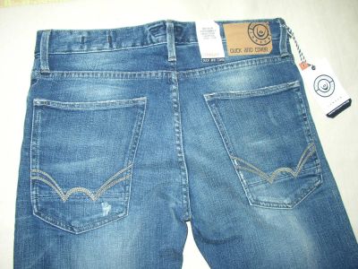 Лот: 6413133. Фото: 1. Джинсы slim stretch Duck and Cover... Брюки, джинсы, шорты