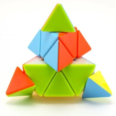 Лот: 15420109. Фото: 1. Пирамидка Cyclone Boys Pyraminx. Развивающие