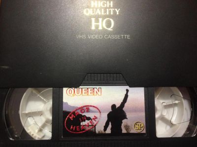 Лот: 9074401. Фото: 1. VHS-кассета Queen. Видеозаписи, фильмы