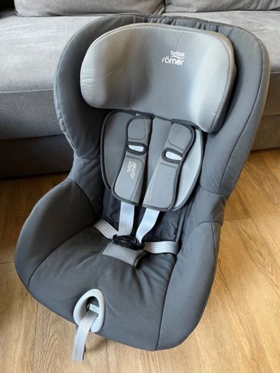 Лот: 20766868. Фото: 1. Автокресло Britax roemer king... Детские автокресла