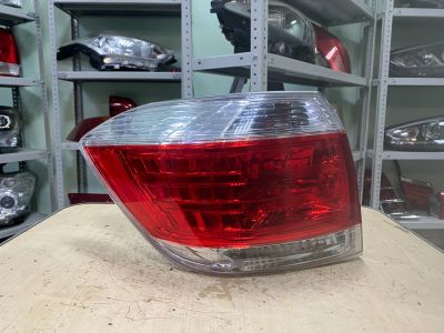 Лот: 25637068. Фото: 1. Задний левый фонарь Toyota Highlander... Оптика и освещение