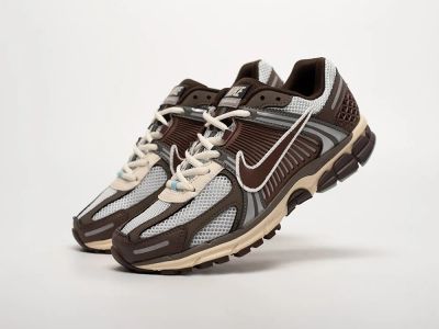 Лот: 24974084. Фото: 1. Кроссовки Nike Air Zoom Vomero... Кеды, кроссовки, слипоны