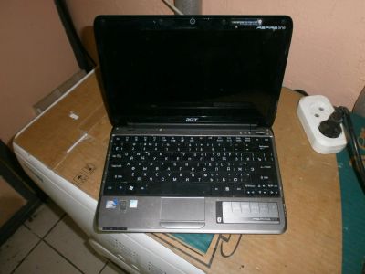 Лот: 8407333. Фото: 1. Нетбук acer aspire one a0751h-52bk. Ноутбуки