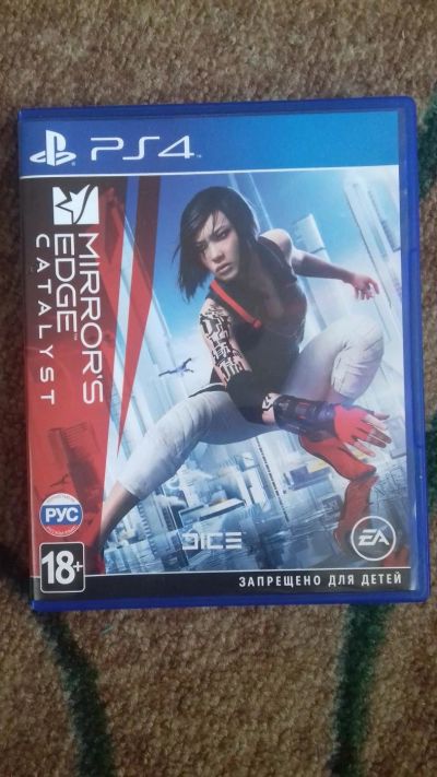 Лот: 10001990. Фото: 1. Mirror's Edge Catalyst - PS4... Игры для консолей