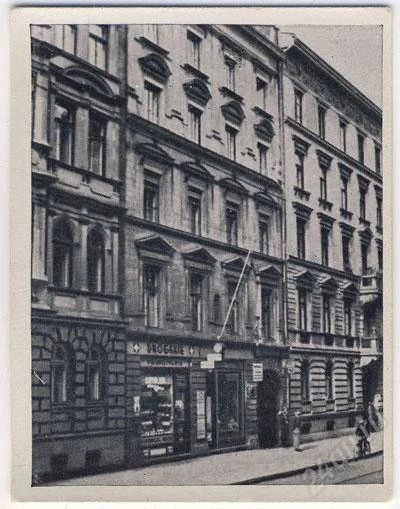 Лот: 62486. Фото: 1. Германия. 3-й Рейх. Конец 30-х... Наклейки, карточки, вкладыши