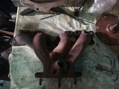 Лот: 15783789. Фото: 1. Коллектор выпускной с кожухом... Двигатель и элементы двигателя