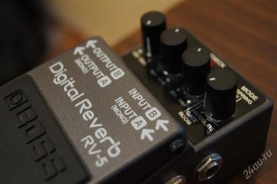 Лот: 770565. Фото: 1. BOSS DIGITAL REVERB RV-5. Аксессуары