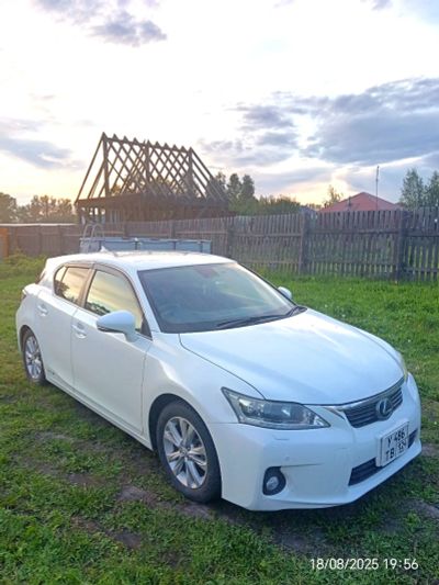 Лот: 25673029. Фото: 1. LEXUS CT200h 2011 года (Лексус... Автомобили