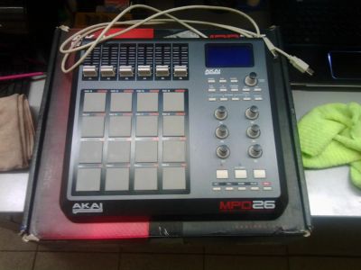 Лот: 7069423. Фото: 1. AKAI PRO MPD26 MIDI/USB-контроллер... MIDI-оборудование