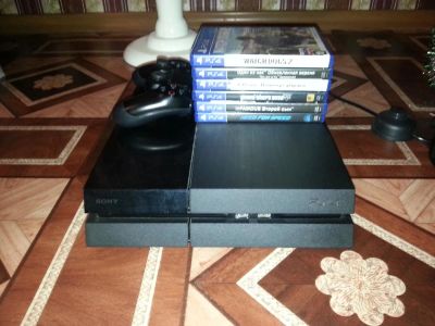 Лот: 10857943. Фото: 1. PlayStation 4 CUH-1008A 6 игр. Игровые приставки, консоли