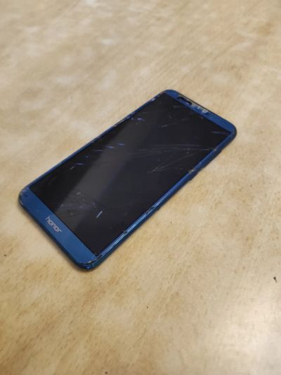 Лот: 19313972. Фото: 1. Honor 9 lite. Смартфоны