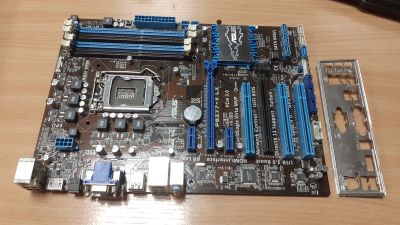 Лот: 20969010. Фото: 1. Материнская плата 1155 ASUS P8Z77-V... Материнские платы
