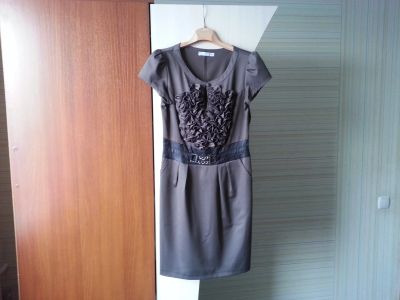 Лот: 15280359. Фото: 1. Деловое платье р 44. Платья