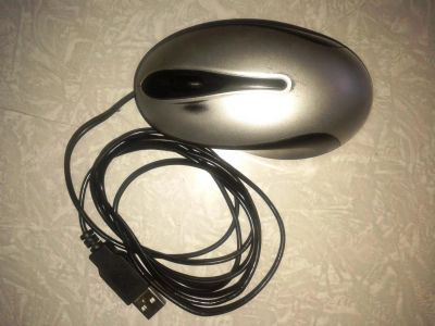 Лот: 7267126. Фото: 1. Компьютерная мышь USB. Клавиатуры и мыши