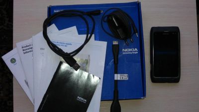Лот: 3928598. Фото: 1. Nokia N8. Смартфоны
