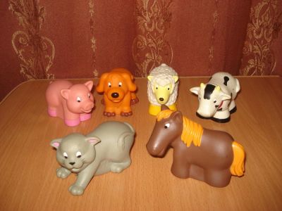 Лот: 10458418. Фото: 1. резиновые игрушки battat. Развивающие