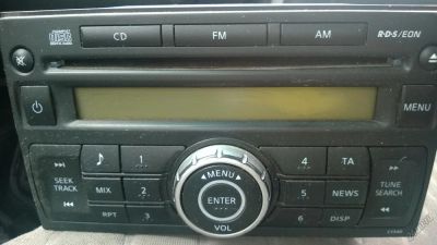 Лот: 5476359. Фото: 1. Штатная магнитола Nissan NP300... Автомагнитолы