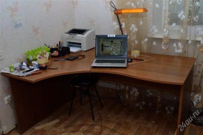 Лот: 2486789. Фото: 1. Стол компьютерный, большой. Другое (офисная мебель и домашние кабинеты)