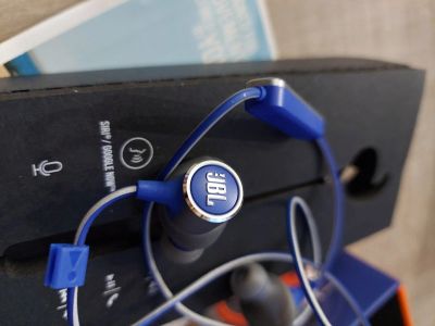 Лот: 17008244. Фото: 1. JBL Reflect mini 2 гарнитура Bluetooth. Красноярск