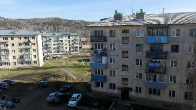 Лот: 10487803. Фото: 1. 2х комнатная квартира в п. Кедровый. Квартиры, студии