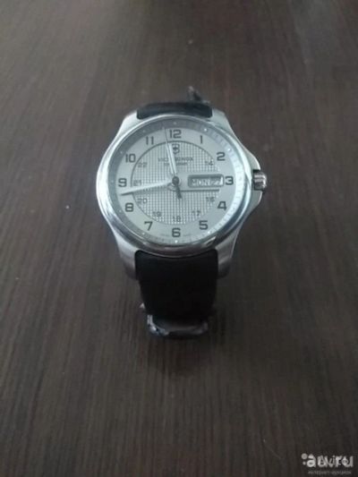 Лот: 14618866. Фото: 1. Мужские часы Victorinox Swiss... Оригинальные наручные часы