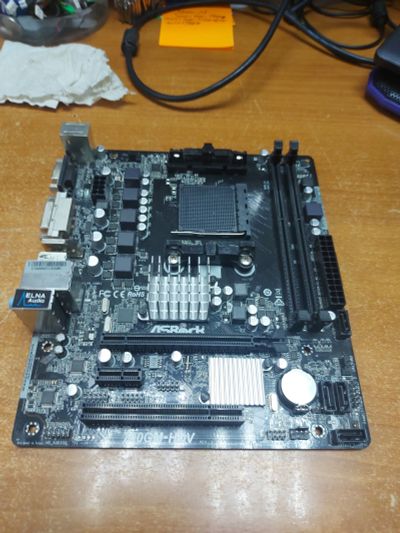 Лот: 25578874. Фото: 1. Материнская плата ASRock 760gm-hdv. Материнские платы