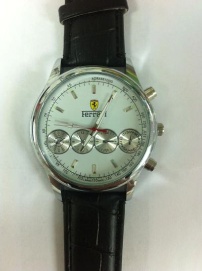 Лот: 8529453. Фото: 1. Часы Ferrari скорпион 5018 черно-белый. Другие наручные часы