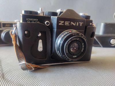 Лот: 18980647. Фото: 1. Фотоаппарат ZENIT TTL Зенит ТТЛ. Плёночные зеркальные