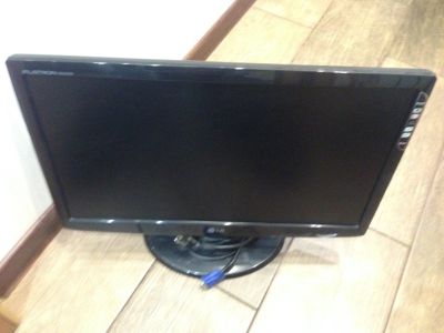 Лот: 12883624. Фото: 1. Монитор LG 21.5" Flatron W2243S... ЖК-мониторы