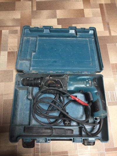 Лот: 12736694. Фото: 1. Перфоратор Makita HR 2470 (М5613... Электроинструмент
