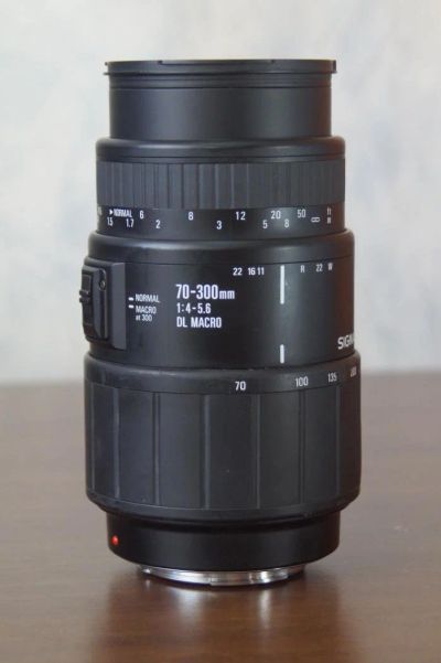 Лот: 9387328. Фото: 1. SIGMA 70-300mm 1: 4-5.6 DL MACRO... Объективы