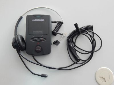 Лот: 10233983. Фото: 1. Гарнитура Plantronics Practica... Красноярск