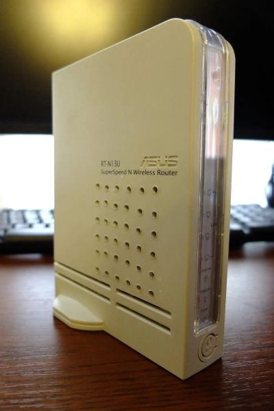 Лот: 6120811. Фото: 1. Asus RT-N13U B1 (300 Mbps, USB... Маршрутизаторы (роутеры)