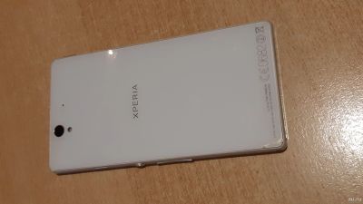 Лот: 13264798. Фото: 1. Sony Xperia Z (C6603) на запчасти... Смартфоны