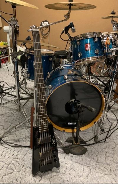 Лот: 25059880. Фото: 1. Steinberger Spirit bass XT-25. Гитары