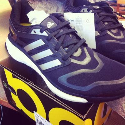 Лот: 2987689. Фото: 1. Adidas energy boost Оригинал... Кеды, кроссовки, слипоны
