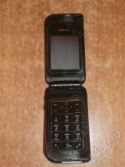 Лот: 634231. Фото: 1. Nokia 7270 black edition. Кнопочные мобильные телефоны