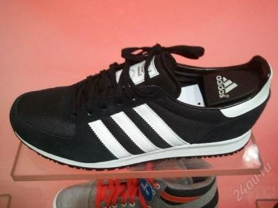 Лот: 1816862. Фото: 1. Кроссовки adidas. Кеды, кроссовки, слипоны